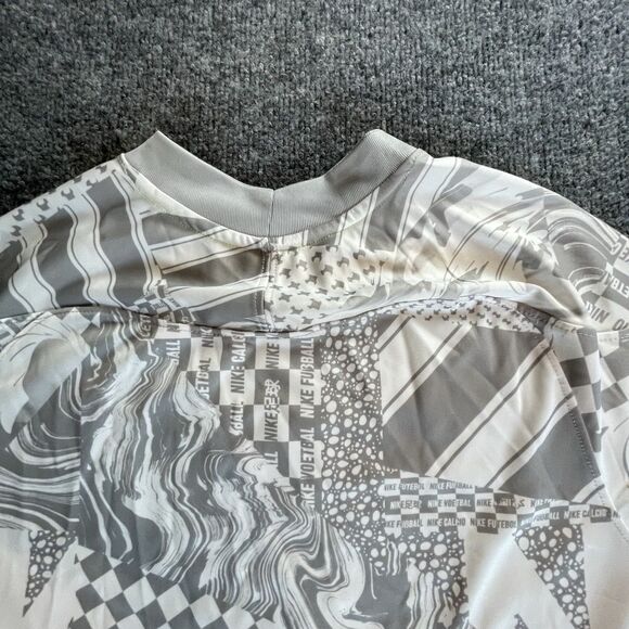 Nike F.C. Home Soccer Jersey Mens Medium White Gray Dri Fit CT2508-100 Med - Picture 12 of 14